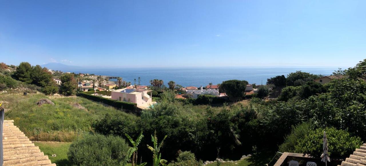 Una Finestra Sul Mare Augusta Exteriör bild